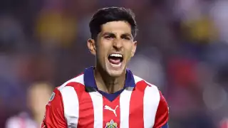 Pocho Guzmán fue la figura de Chivas en la Jornada 5 de la Liga MX