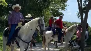 Habitantes del ejido se reunieron para celebrar al ejido que los vio nacer