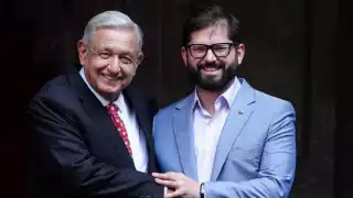 Gabriel Boric recibió a López Obrador en el Palacio de la Moneda