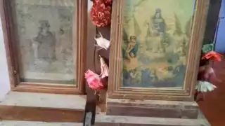 El hombre regresó los cuadros religiosos a su dueña, enviándolos por medio de un amigo