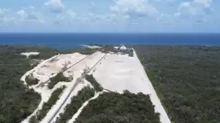 En el 2022, la desarrolladora promovió un interdicto para recuperar la posesión y el Juzgado Oral Civil de Playa del Carmen le dio la razón.
