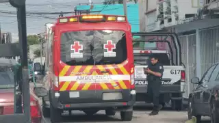 Hombre de 75 años pierde la vida por un infarto dentro de su domicilio en la colonia Belisario Domínguez