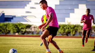 El equipo de Solidaridad lidera su grupo con diez puntos a pesar de su derrota