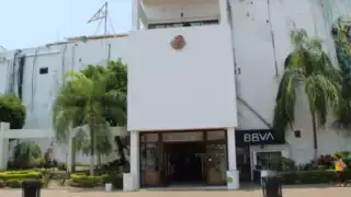 Señalan que el Presidente Municipal ha fallado en conseguir mejores condiciones financieras para Carmen