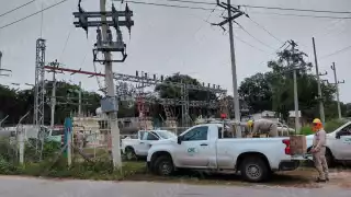 Apagón masivo deja sin luz, agua e internet a más de 40 mil habitantes de Hopelchén