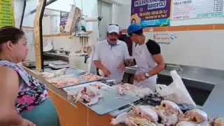 Una las ventajas que tiene el mercado es que lo que expenden es pollo fresco