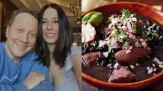 Rob Schneider acostumbra comer frijol con puerco y lo presume en sus redes sociales