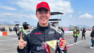 ¡Histórico! El yucateco Carlos Novelo conquista su primera victoria en Trucks México Series