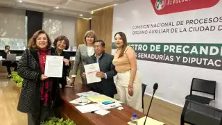 Cora Amalia se registró en la CDMX para contender por el Distrito 02.