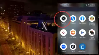 Así luce el nuevo logo en el edificio de la empresa. Foto: Especial