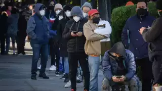 Los casos de COVID-19 se mantienen cerca de los 200