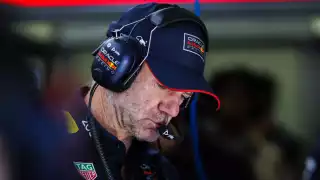 Newey estudió ingeniería aeronáutica en la Universidad de Southampton