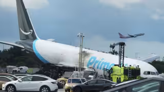 Avión de carga de Amazon se estrella en Miami: hay cinco muertos y cinco heridos