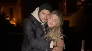 El novio de Alicia Villarreal sigue presumiendo su amor por la cantante en medio de las críticas a su relación