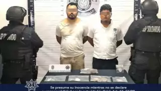 Caen dos veracruzanos con más de 30 dosis de drogas en Playa del Carmen