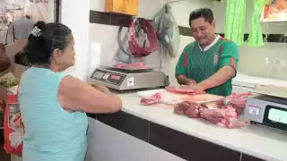 Actualmente el kilo de carne de res se vende en 250 pesos y la de cerdo está en 150