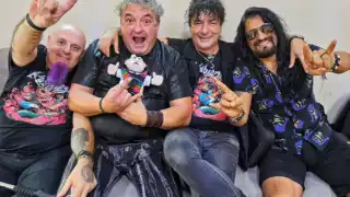 Kabrones está conformada por exintegrantes de Mago de Oz