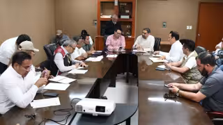 Tras manifestación, Gobierno de Yucatán abre mesas de trabajo con personal de Salud inconforme