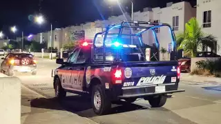 El hombre se encontraba en una fiesta cuando cayó por las escaleras de la casa