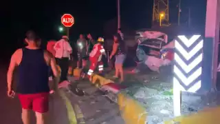 Así terminó el taxi en el tramo federal