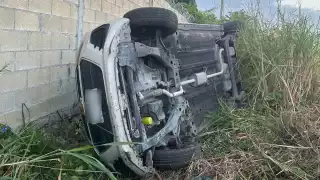 Al parecer, de acuerdo a la información de la Guardia Nacional División Carreteras, el conductor de la unidad se trasladaba a su centro de trabajo