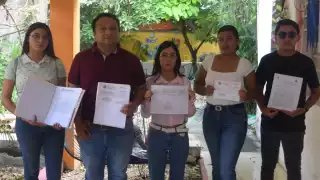 Estudiantes de una escuela de aviación de Mérida acusan fraude: no les han entregado sus documentos y licencias