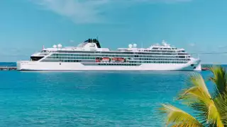 
El viernes 13 será el día con mayor número de barcos, pues se esperan cinco; sin embargo, esta cifra aún no representa un alivio para la actual temporada baja.
