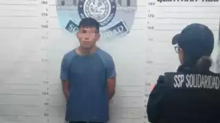 Isaac “N”, de 18 años de edad (recuadro) originario del Estado de Chiapas, ingresó sin permiso a la vivienda, alterando el orden.