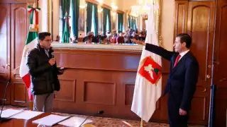 Este martes rindió protesta como nuevo Presidente Municipal de Toluca, Juan Maccise Naime, quien concluirá la gestión 2022-2024