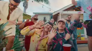 Esta semana se estrenó y ya está subiendo en la lista de popularidad. Foto: Especial