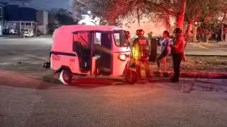 Niño de 3 años resulta lesionado tras choque entre mototaxi y motocicleta en Playa del Carmen