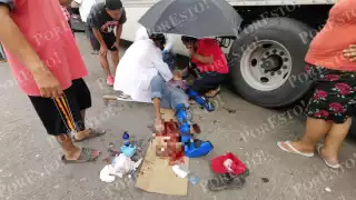 El abuelito no se percató que el tráiler circulaba con preferencia