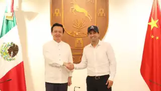 Mauricio Vila visitó China en julio pasado