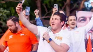 INE le pide a Samuel García eliminar de sus redes sociales publicaciones en las que aparecen menores de edad