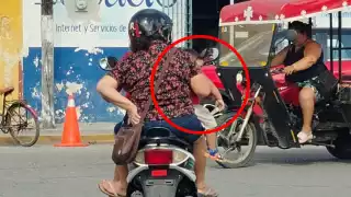 Padres de Hunucmá siguen exponiendo a menores durante traslados en motocicleta