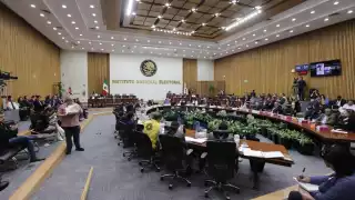 La Comisión Temporal de Debates del INE aprobó el anteproyecto para el formato del segundo debate de los candidatos presidenciales