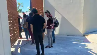 Profepa y Sema inspeccionan delfinario de Ventura Park en Cancún tras casi 11 meses de cierre