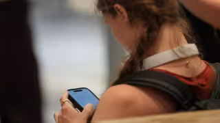 Reino Unido prohibirá redes sociales a menores de 16 años para reforzar seguridad en internet