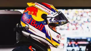 ¿Qué fue lo que despertó el enojo de los fanáticos de Checo Pérez?