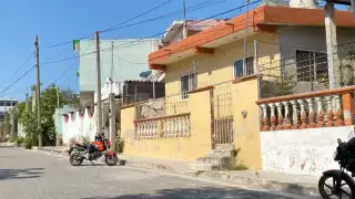 La familia lo bajó aún con signos vitales