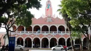 La licenciada Ileana Estrada fue quien filtró el nombre del afectado.