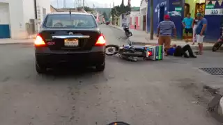 Al lugar llegaron agentes locales que tomaron nota del accidente y acordonaron el área