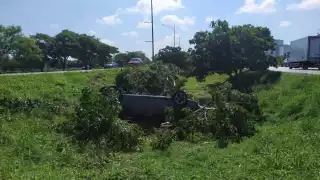 El hombre fue trasladado al hospital por las lesiones ocasionadas en el accidente