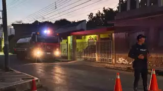 Explosión de tanque de gasolina deja a un hombre gravemente herido en la colonia Centro