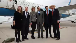 La comitiva estadounidense que se reunirá este miércoles con el Presidente Andrés Manuel López Obrador para tratar el tema migratorio, aterizó en el AIFA