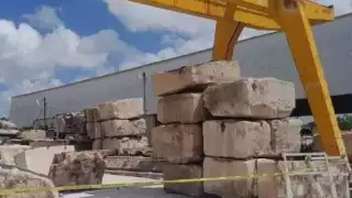 Compañeros del obrero solicitaron la presencia de paramédicos, pero el hombre perdió la vida al instante