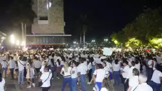 La marcha culminó en la Plaza de la República