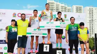 El atleta cancunense Roboan Espinoza conquistó la categoría libre varonil de los 10 kilómetros
