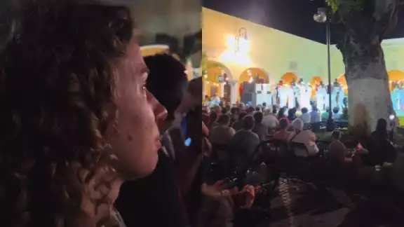 La turista de Inglaterra quedó conmovida con la jarana yucateca La turista de Inglaterra quedó conmovida con la jarana yucateca