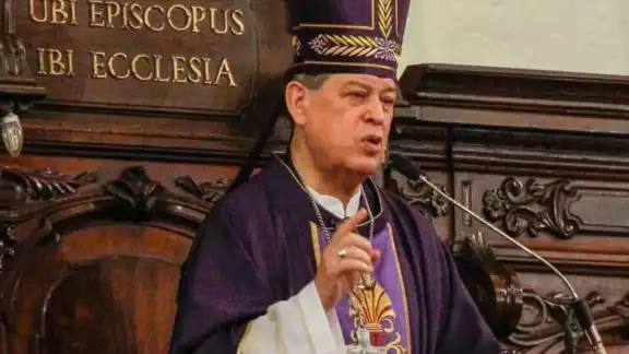 El Monseñor Gustavo Rodríguez Vega deberá de guardar reposo por varios días El Monseñor Gustavo Rodríguez Vega deberá de guardar reposo por varios días
